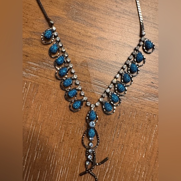 Pretty Cobalt Blue and Silver Necklace - Picture 2 of 3